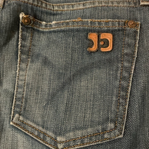 Low Rise Joe’s Jeans - Picture 4 of 6